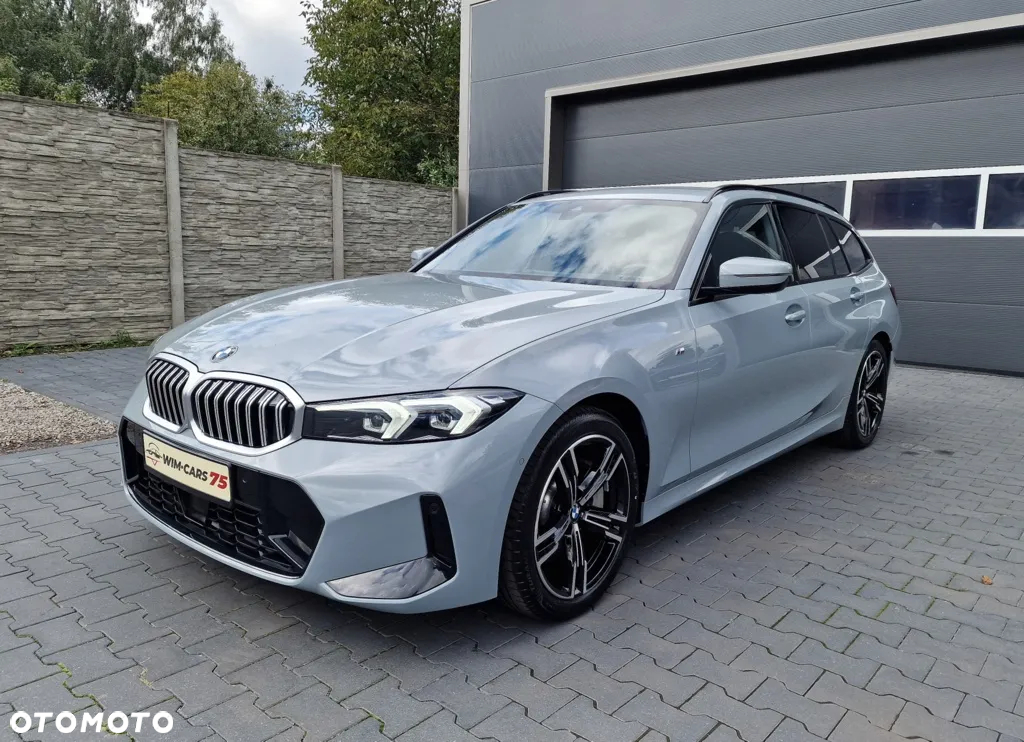 BMW Seria 3 330i xDrive M Sport - 10
