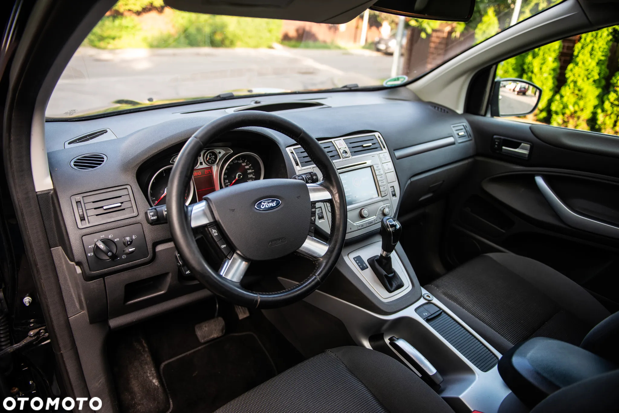 Ford Kuga 2.0 TDCi 4x4 Individual - 20