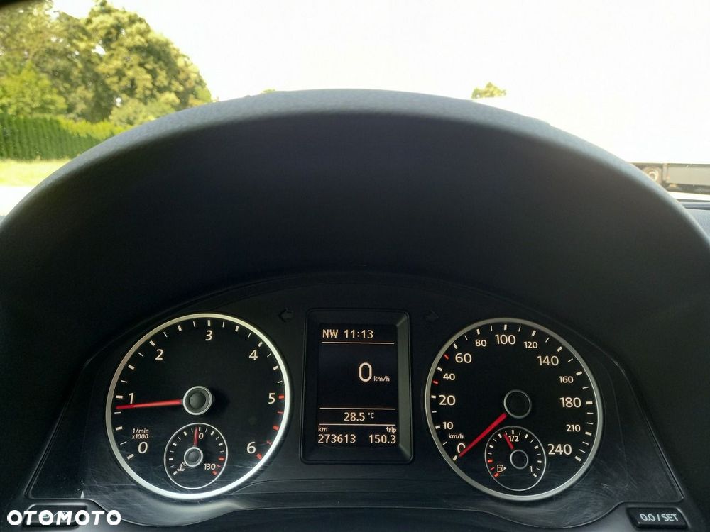 Volkswagen Tiguan 2.0 TDI DPF 4Motion BlueMotion Technology Lounge Sport & Style - 29