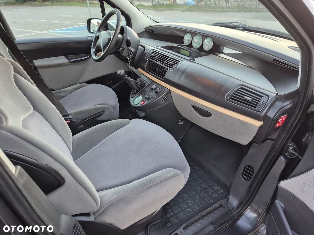 Citroën C8 2.0 SX - 19