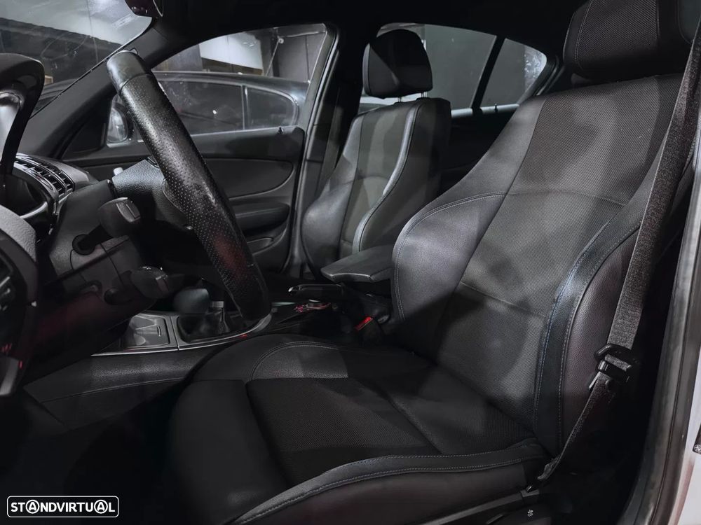 BMW 118 d Pack M - 7