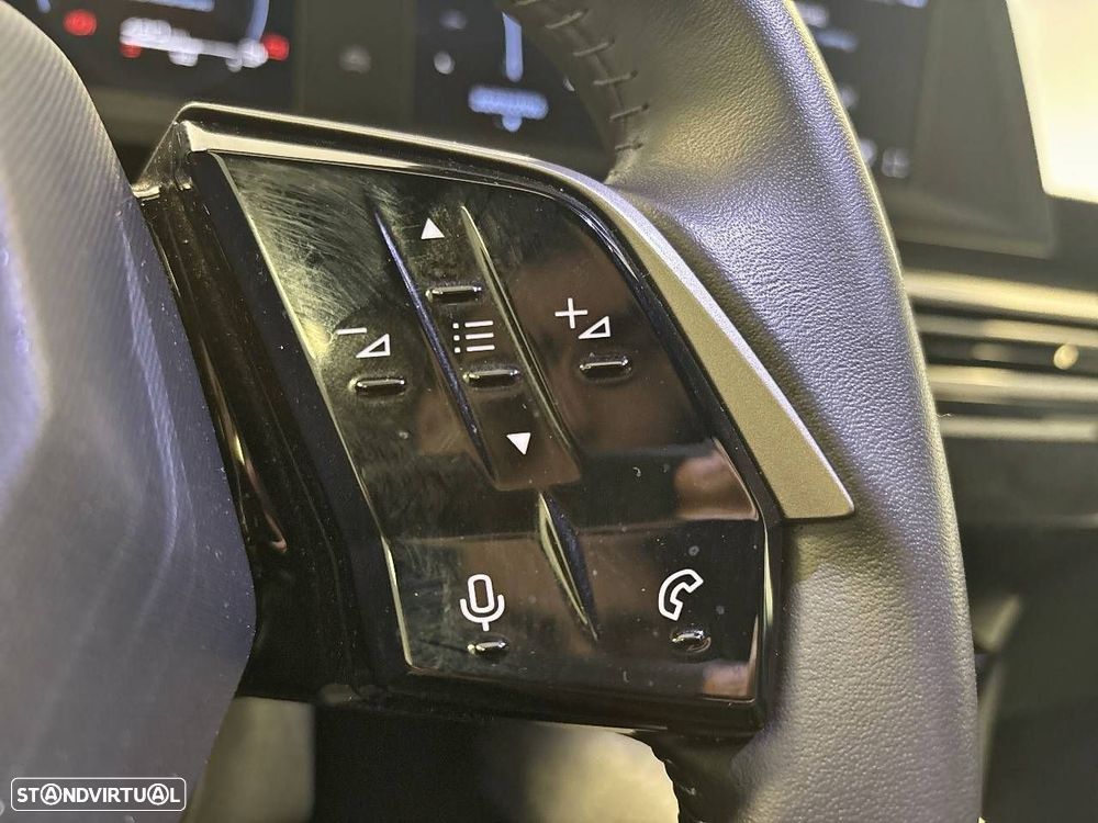 Peugeot 3008 1.2 Hybrid Allure e-DCS6 - 17