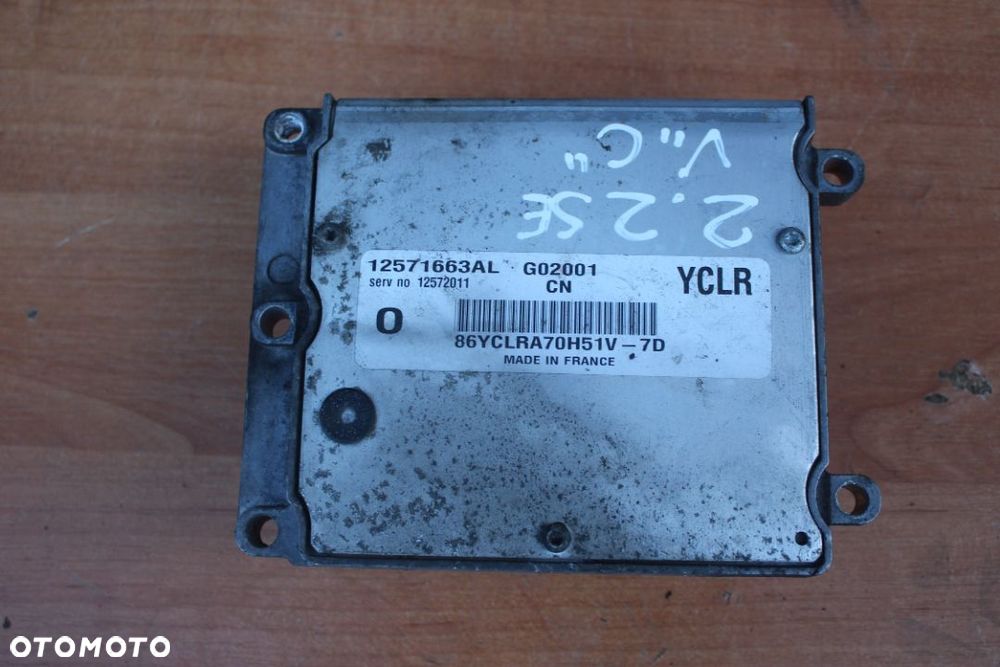 STEROWNIK KOMPUTER SILNKA OPEL VECTRA C SIGNUM 2.2B Z22SE 12571663AL - 1
