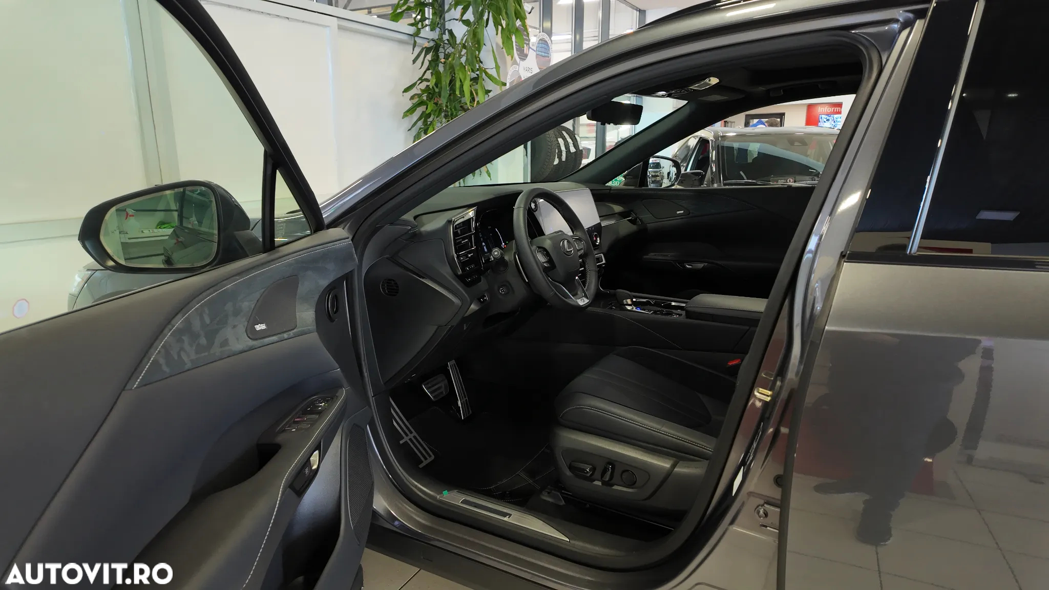 Lexus Seria RX - 13