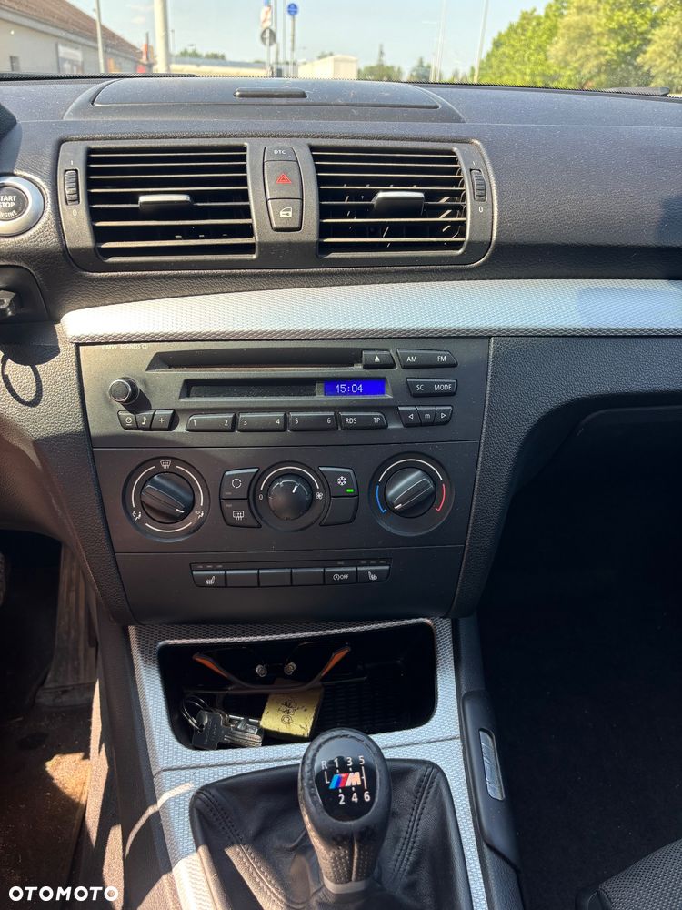 BMW Seria 1 116i - 11
