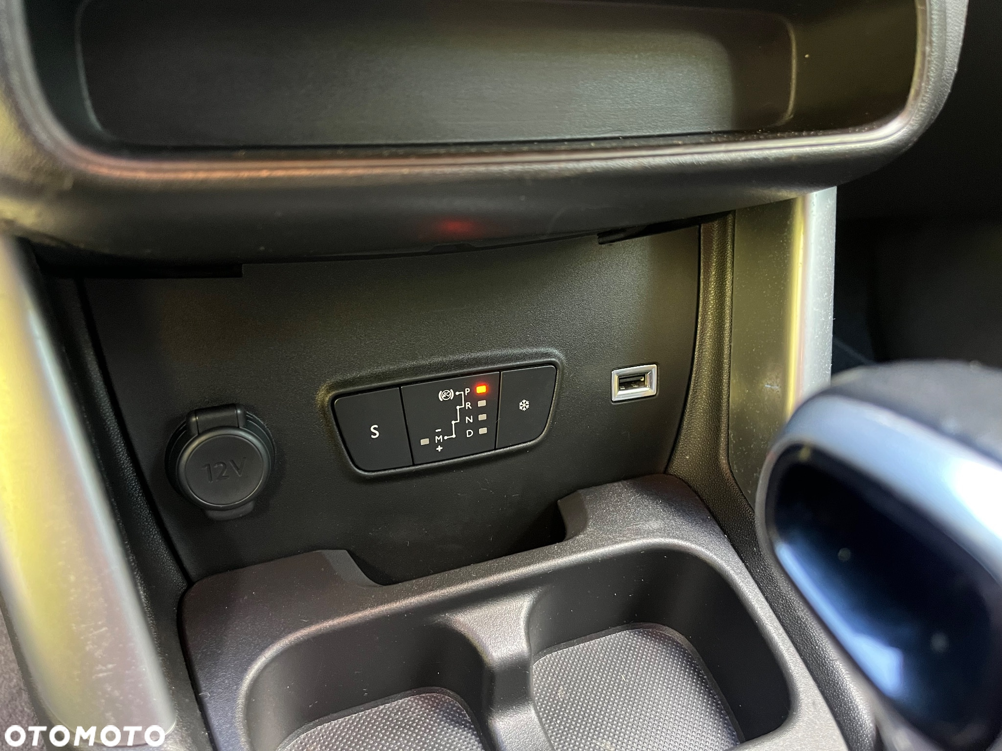 Citroën C3 Aircross 1.2 PureTech Shine S&S EAT6 - 24