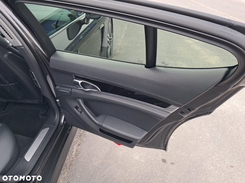 Porsche Panamera Diesel - 31