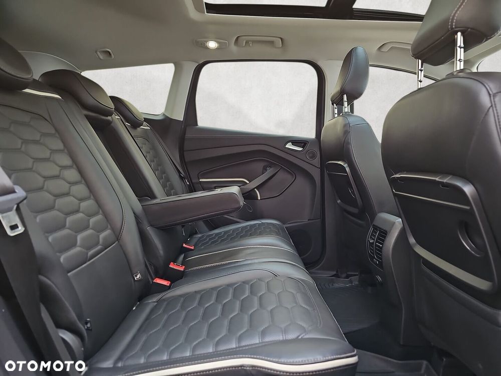 Ford Kuga - 26