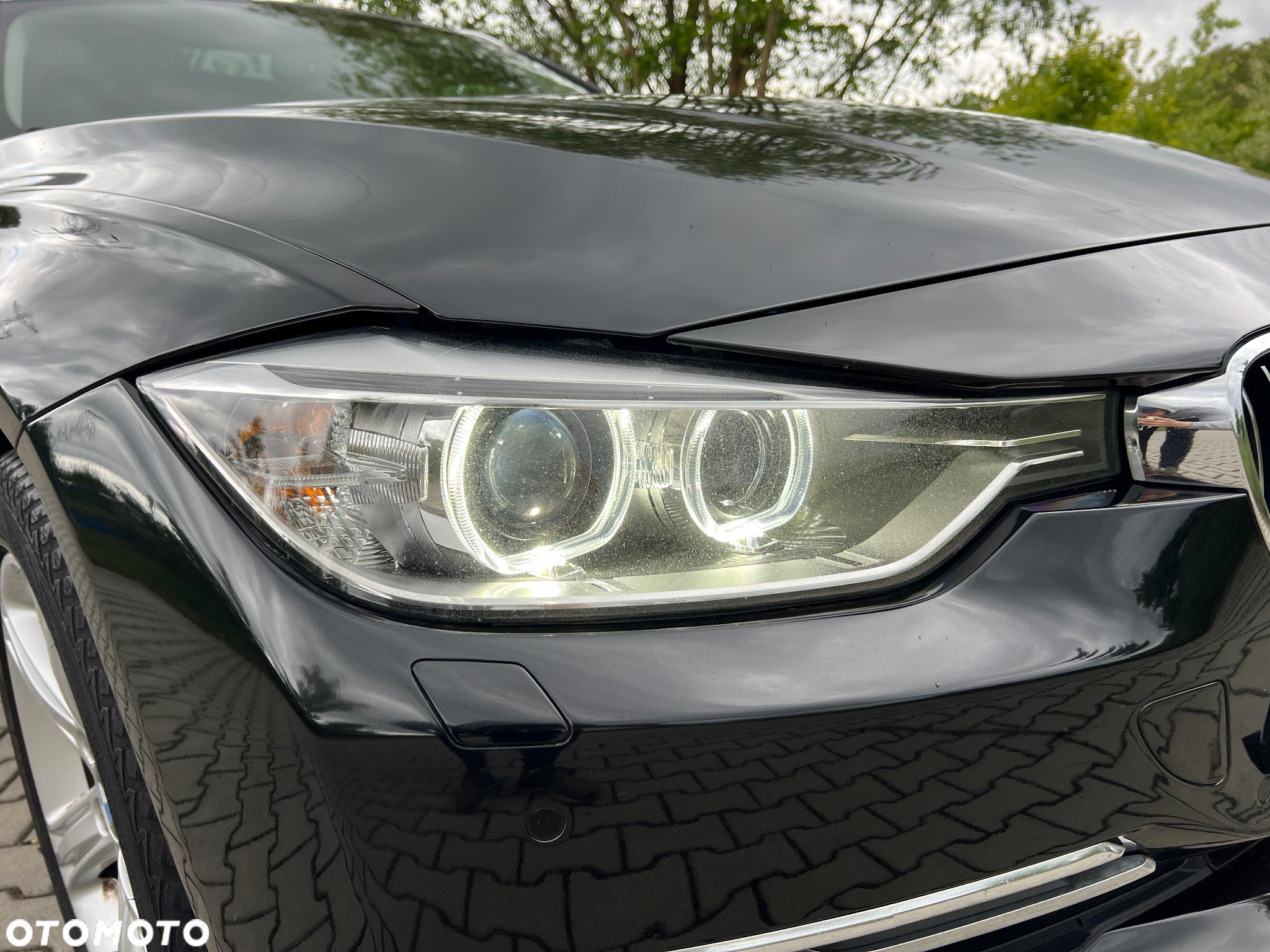 BMW Seria 3 318d Touring Luxury Line - 14