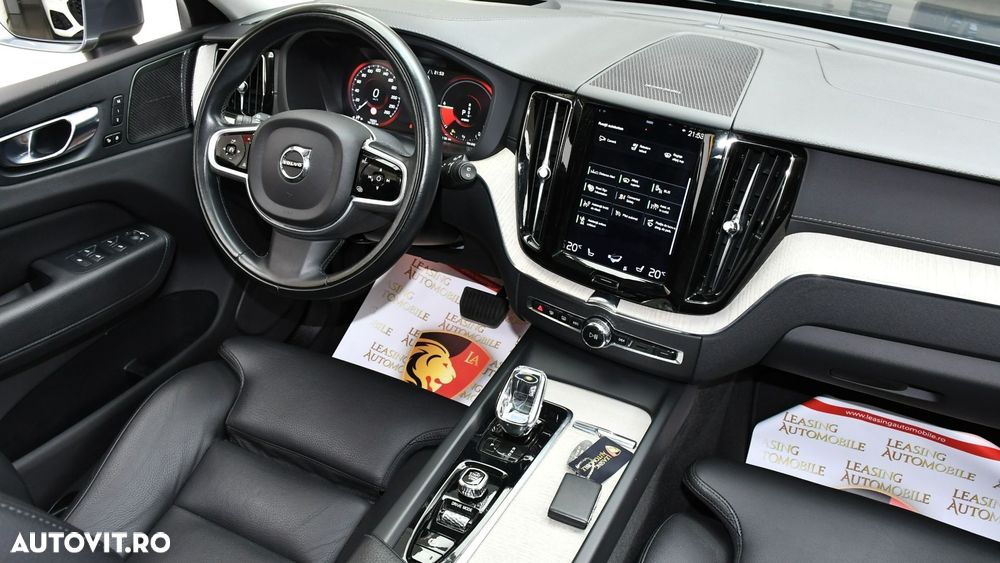 Volvo XC 60 Recharge T6 Twin Engine eAWD Inscription Expression - 12