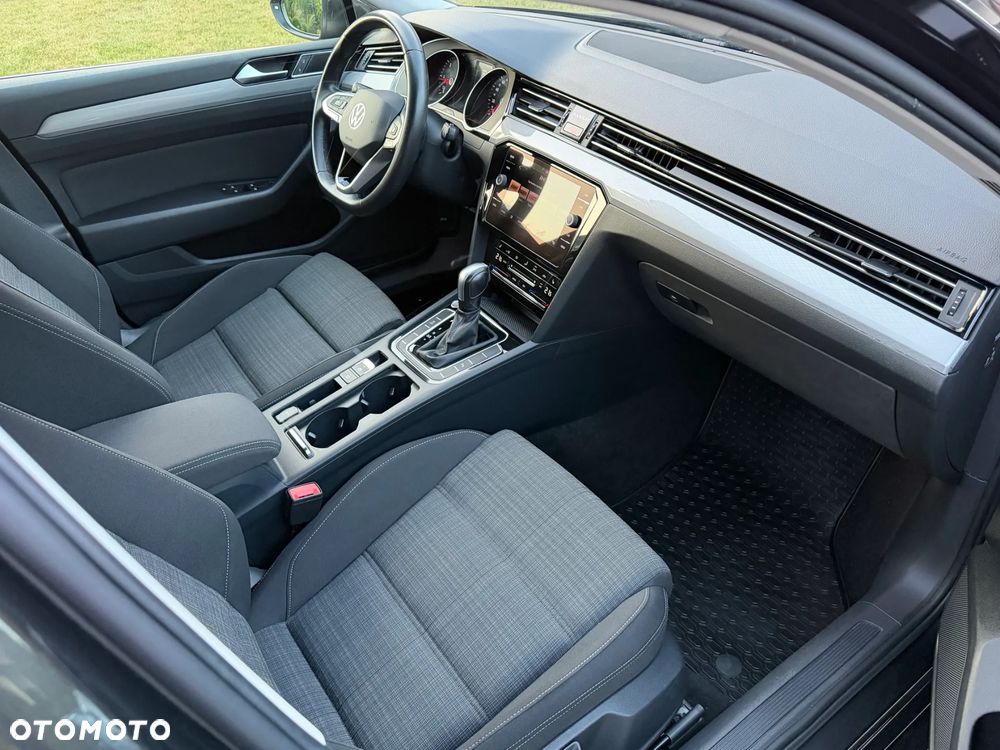 Volkswagen Passat Variant 2.0 TDI EVO Business DSG - 10