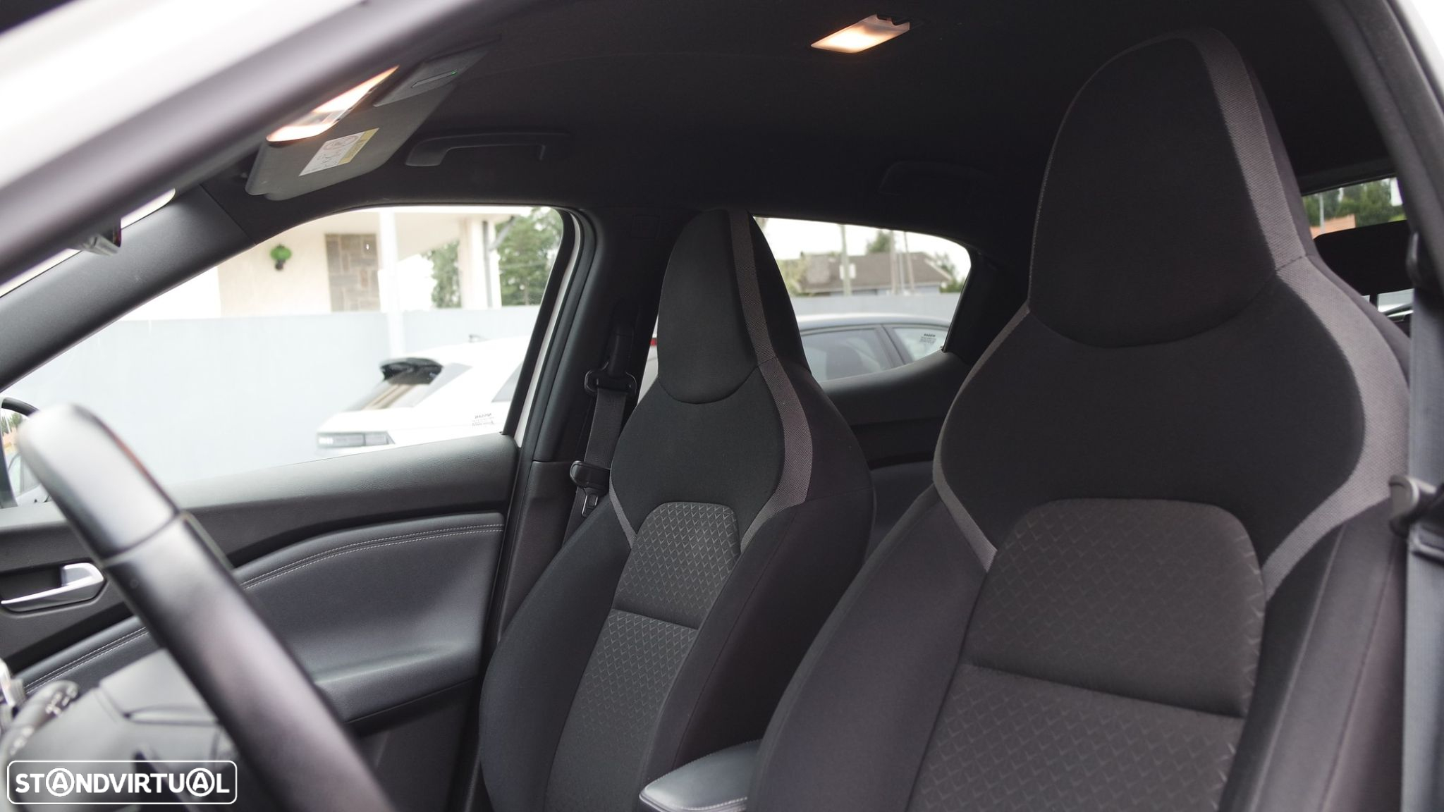 Nissan Juke 1.0 DIG-T N-Connecta DCT - 12