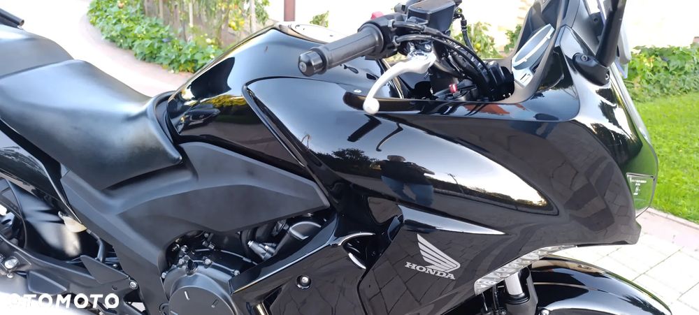 Honda CBF - 27