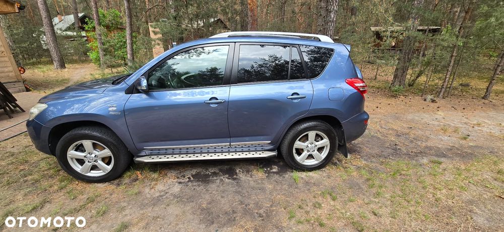 Toyota RAV4 2.2 D-4D Sol - 4
