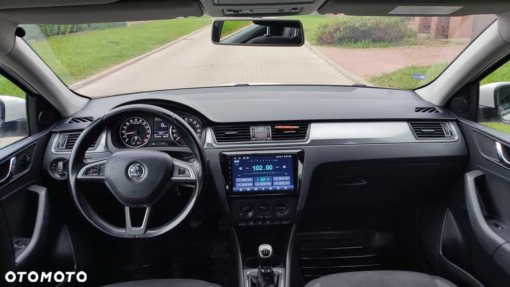 Skoda RAPID - 7