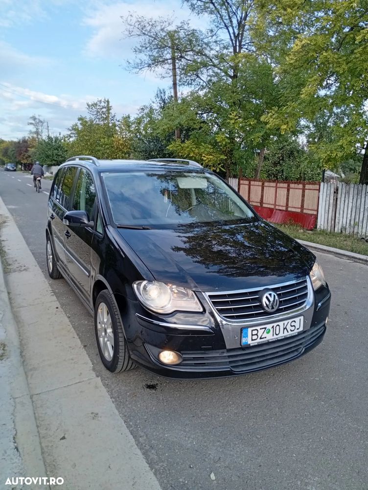 Volkswagen Touran 2.0 TDI DPF Trendline - 1