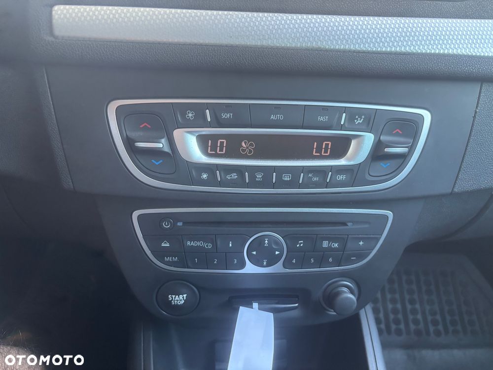 Renault Megane TCe 130 Dynamique - 3