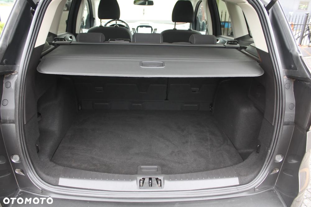 Ford Kuga 1.5 EcoBoost 2x4 Trend - 20