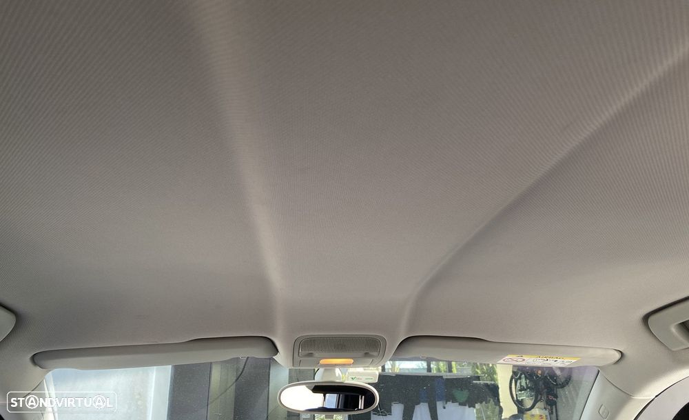 Audi A1 Sportback 1.6 TDI S-line - 25