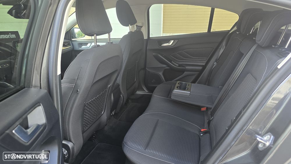 Ford Focus 1.0 EcoBoost Titanium - 19