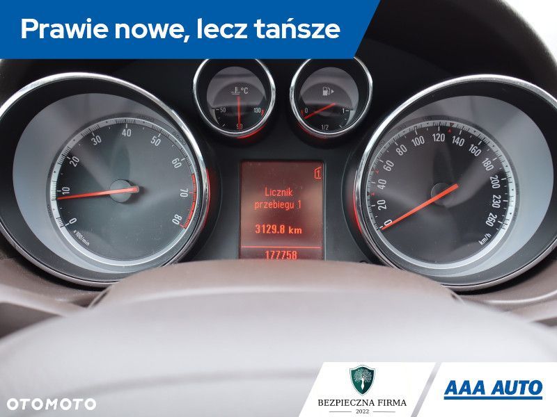 Opel Insignia - 13