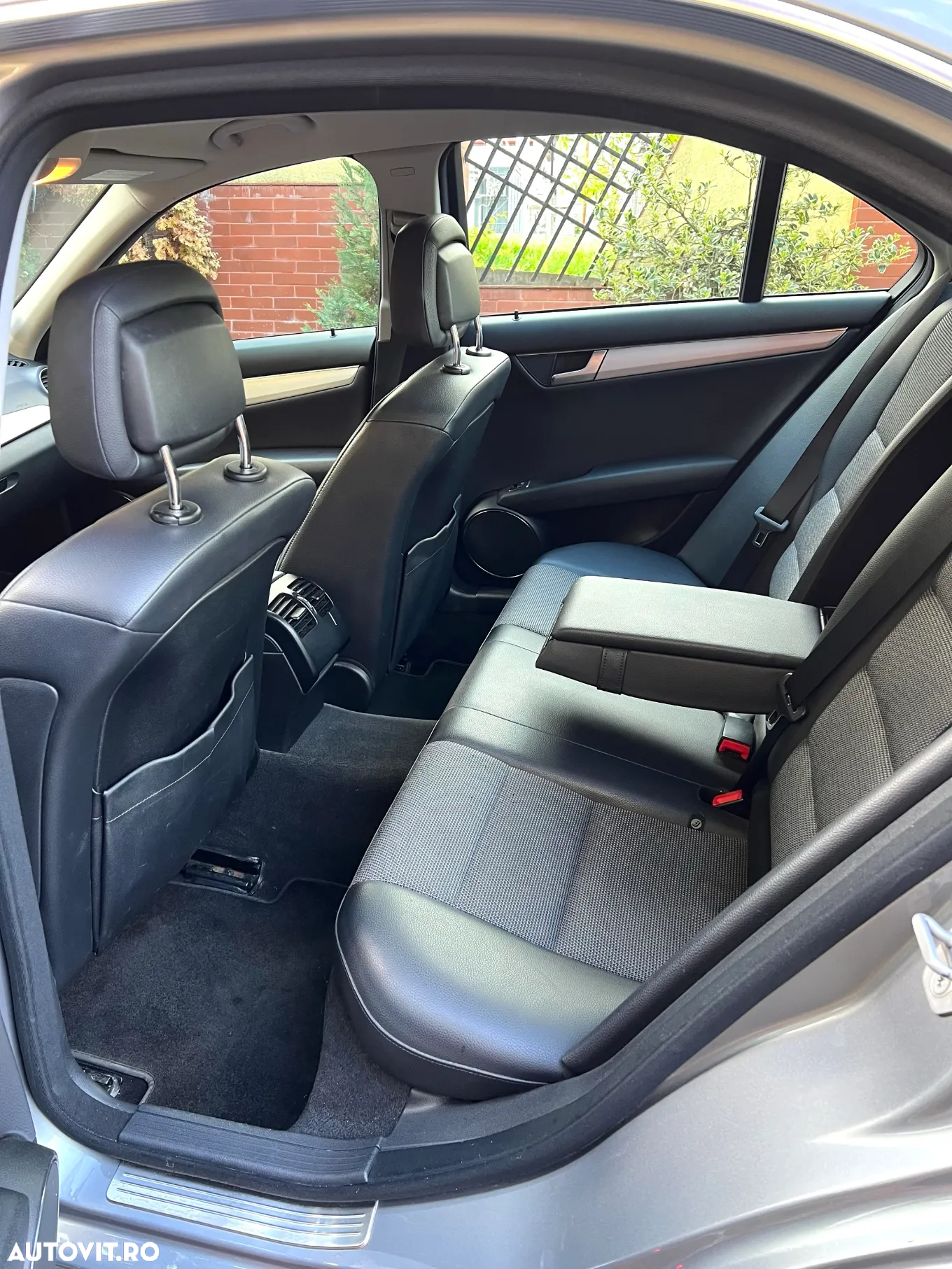 Mercedes-Benz C 220 (BlueTEC) d 7G-TRONIC Avantgarde - 18