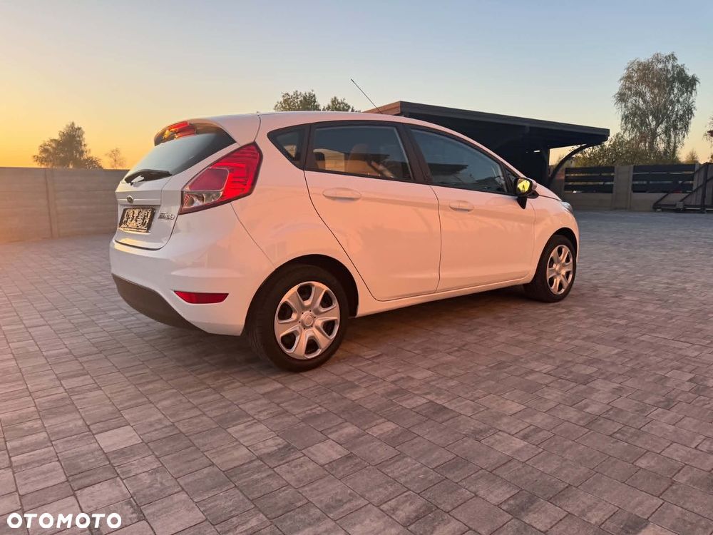 Ford Fiesta - 2