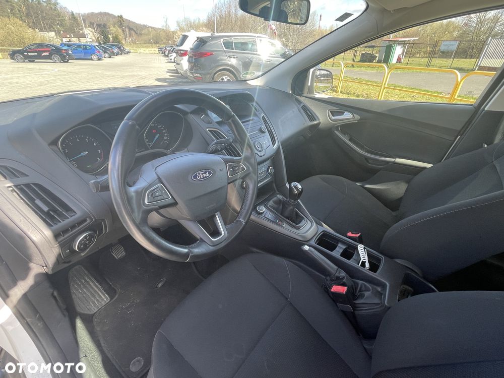 Ford Focus 1.0 EcoBoost Trend - 6