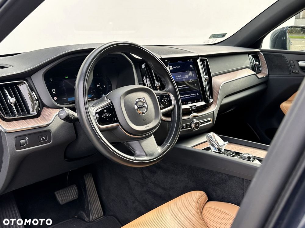 Volvo XC 60 - 21