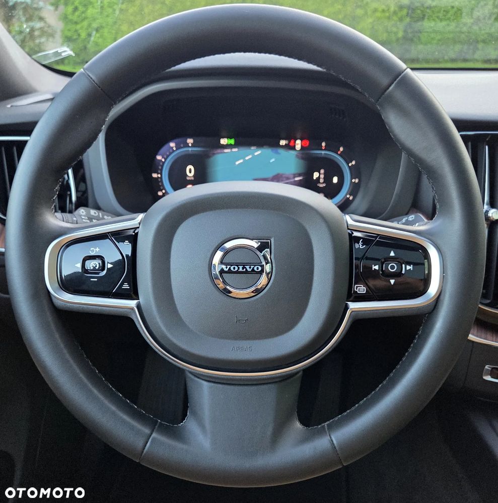 Volvo XC 60 B4 D Ultimate Dark - 31