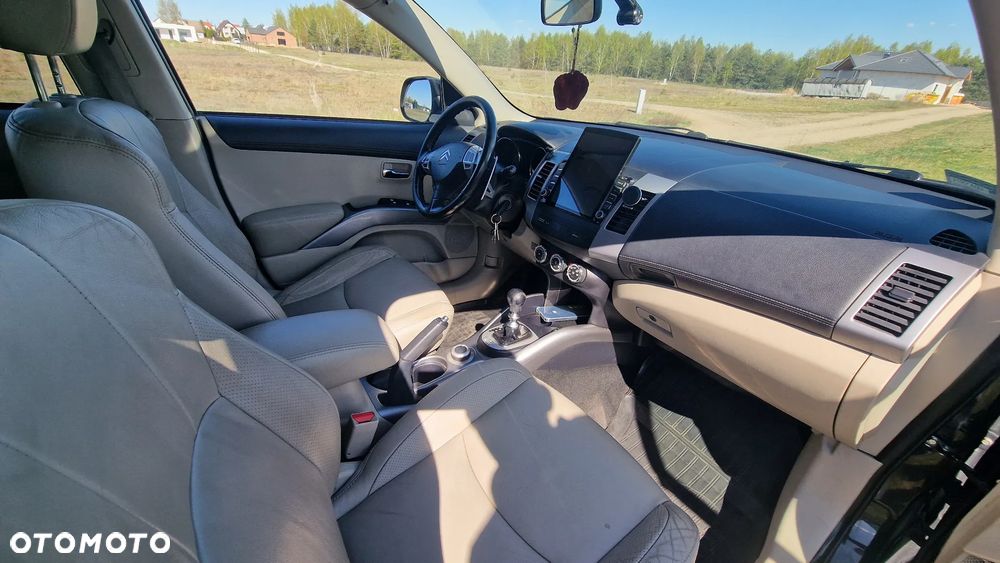 Citroën C-Crosser - 15
