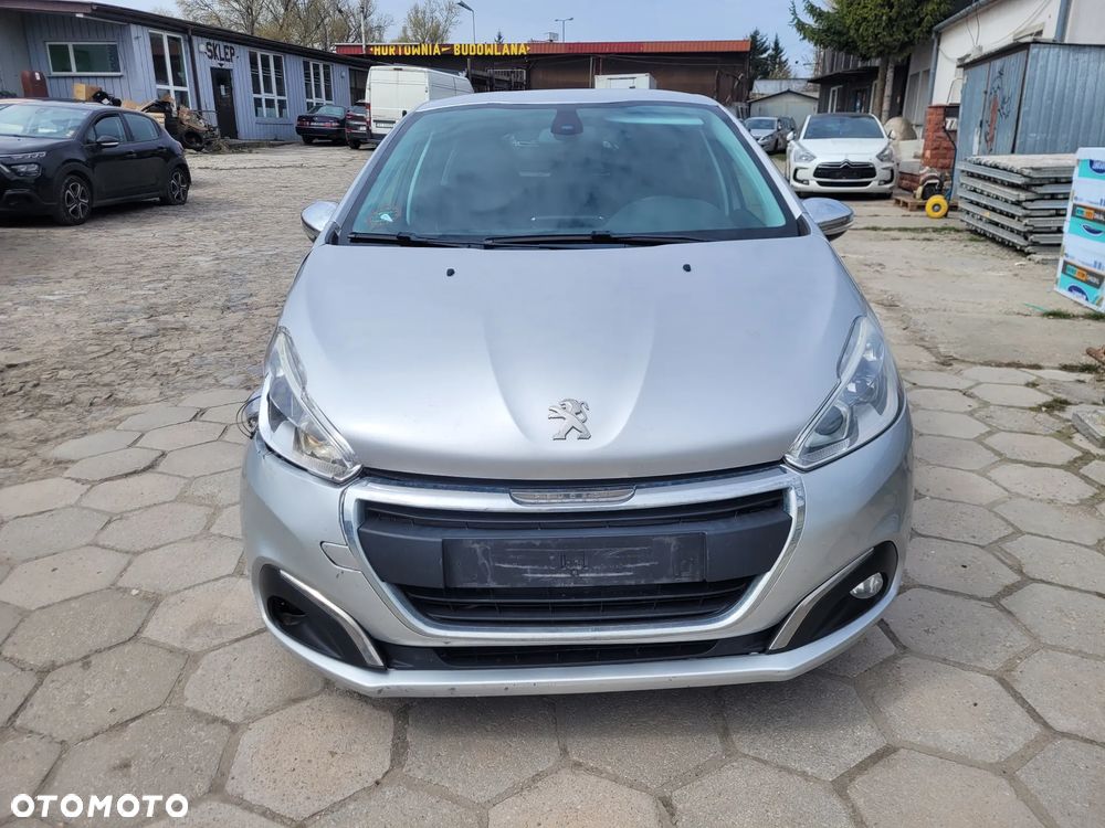 Peugeot 208 - 2