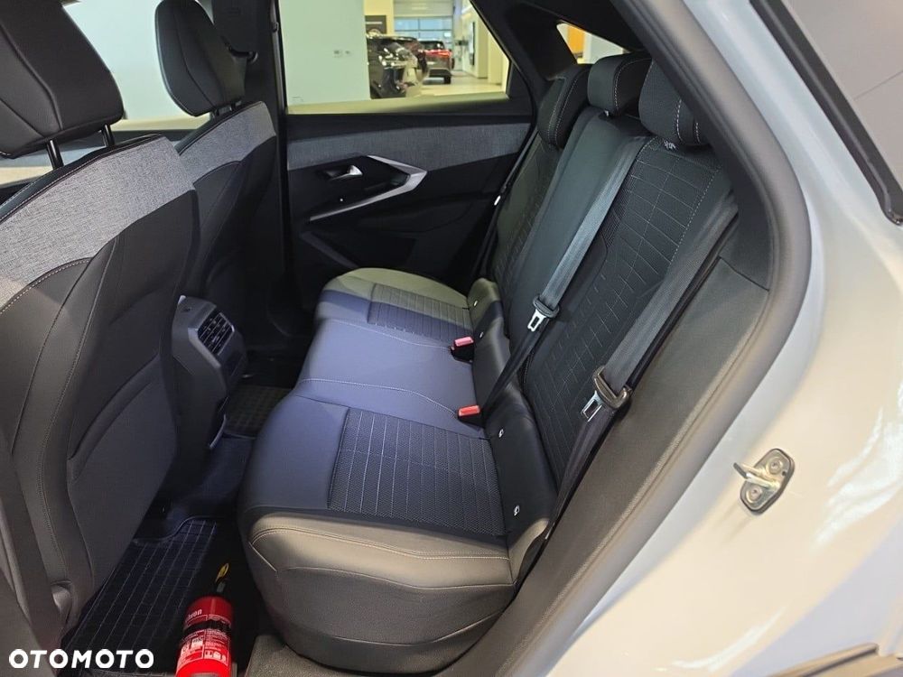 Peugeot 3008 - 11
