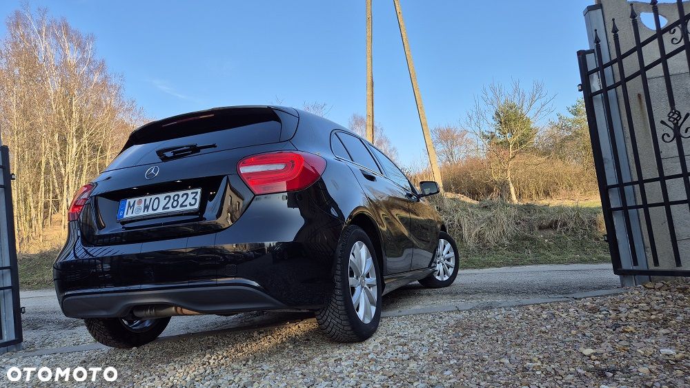 Mercedes-Benz Klasa A 180 (BlueEFFICIENCY) Urban - 17