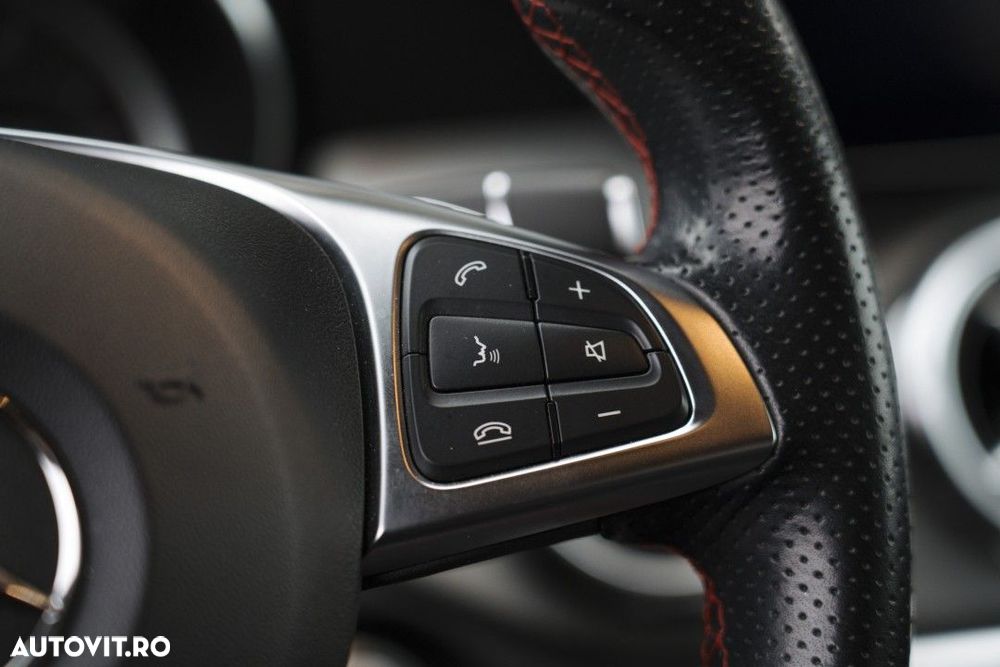 Mercedes-Benz GLA 220 4MATIC - 22