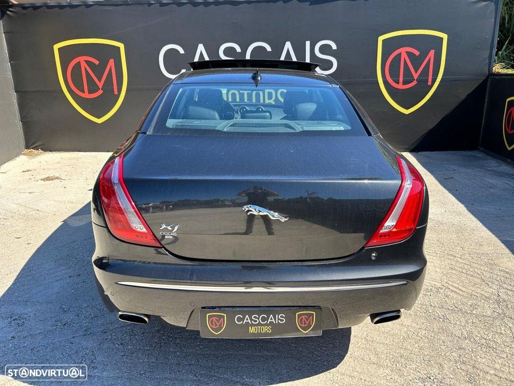 Jaguar XJ 3.0 D V6 Luxury - 4