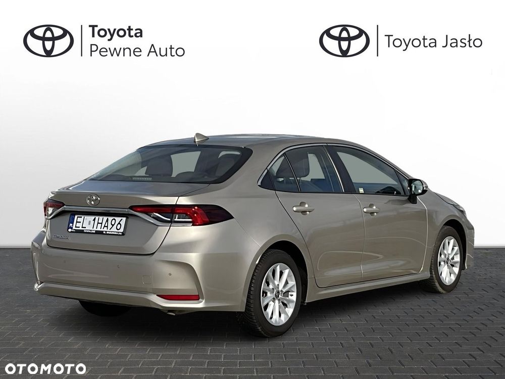 Toyota Corolla - 5