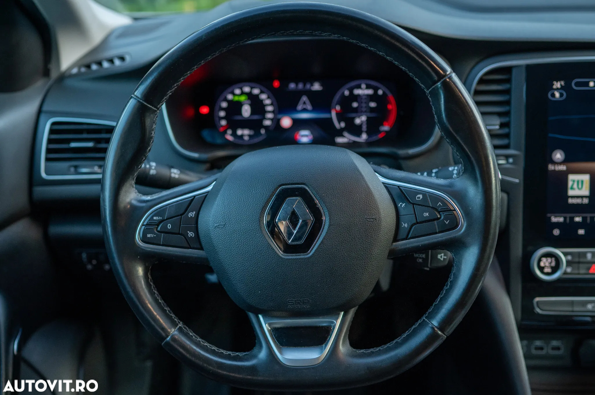 Renault Megane BLUE dCi 115 EDC INTENS - 21