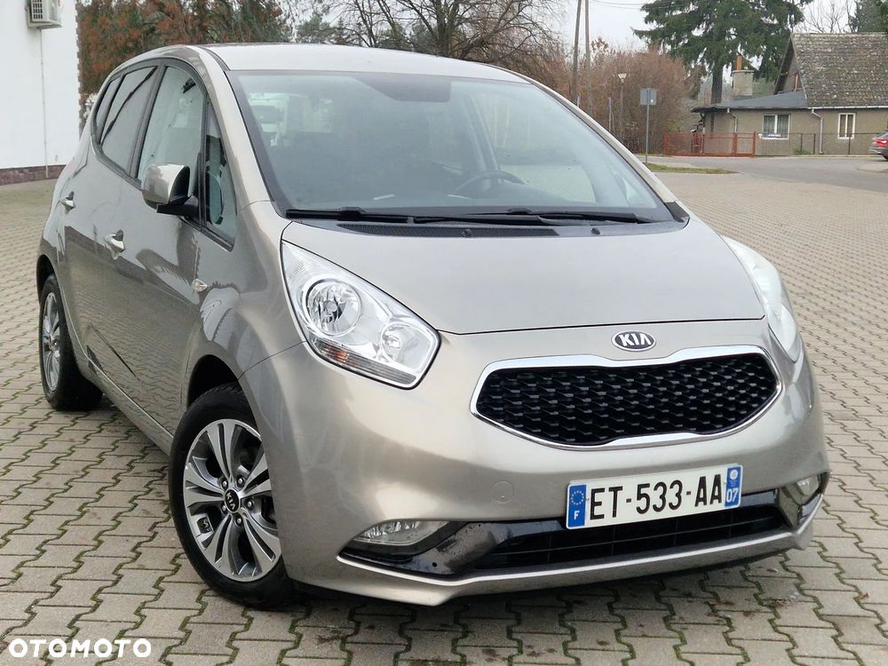 Kia Venga - 31