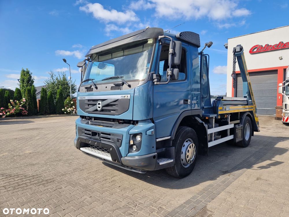 Volvo FM-4X2R - 2