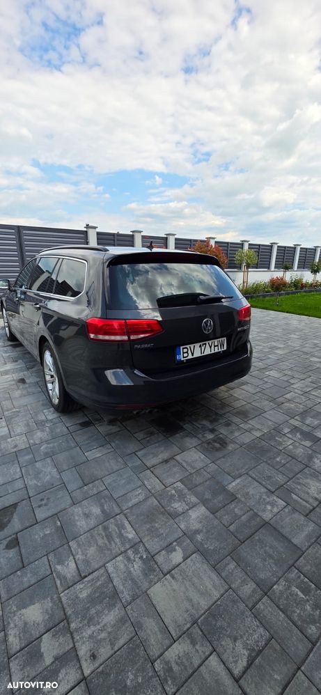 Volkswagen Passat 2.0 TDI DSG Comfortline - 12
