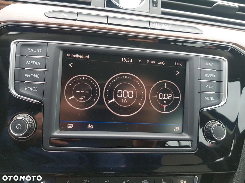 Volkswagen Passat 2.0 TDI BMT 4Mot Highline DSG - 22