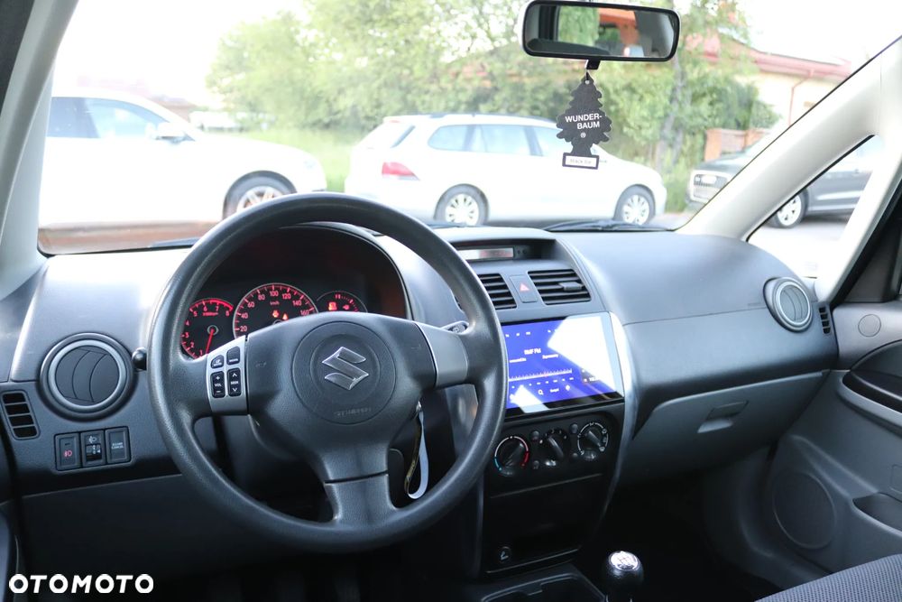 Suzuki SX4 1.6 VVT 4x4 Comfort - 22