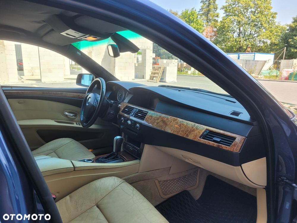 BMW Seria 5 520d - 7