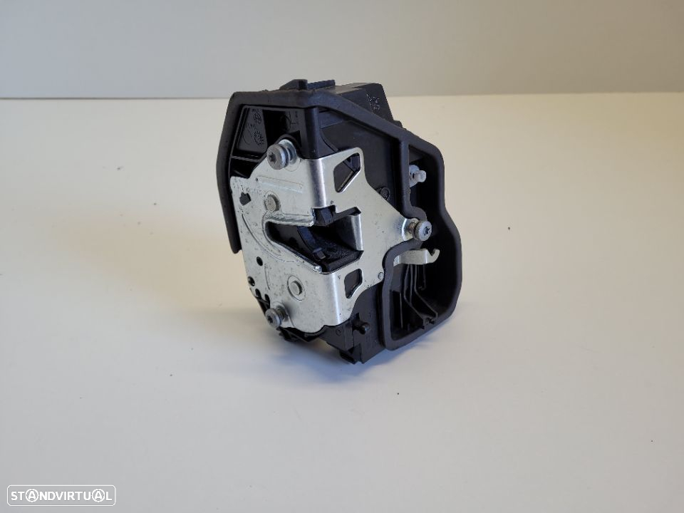 Fecho de Porta trás esquerdo BMW SERIE 1 2 3 4 5 6 E87 E90 E91 E60 E61 F20 F30 F10 - 2