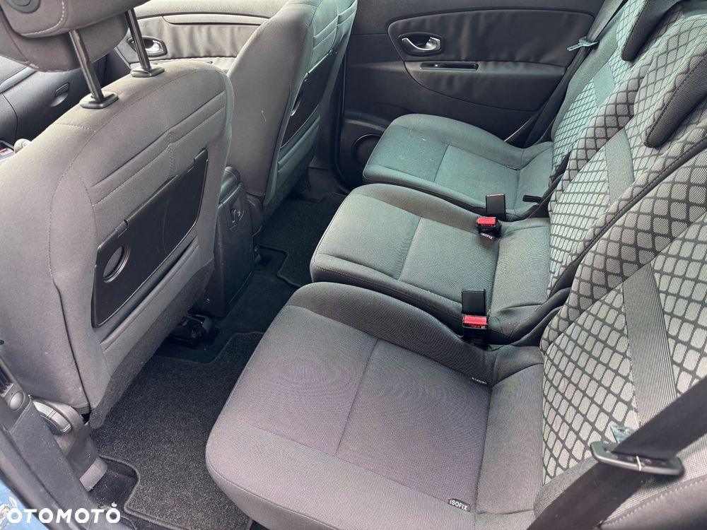 Renault Scenic 1.6 16V 110 Authentique - 11