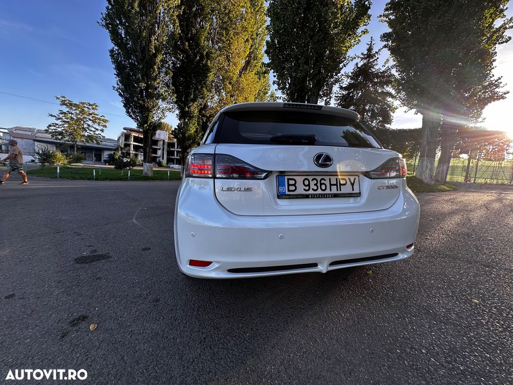 Lexus CT 200h Aut. Luxury - 4