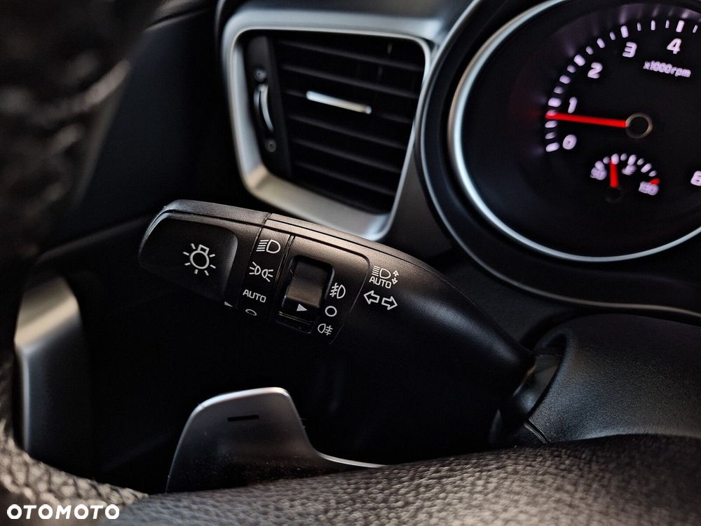 Kia Ceed 1.5 T-GDI M DCT - 36