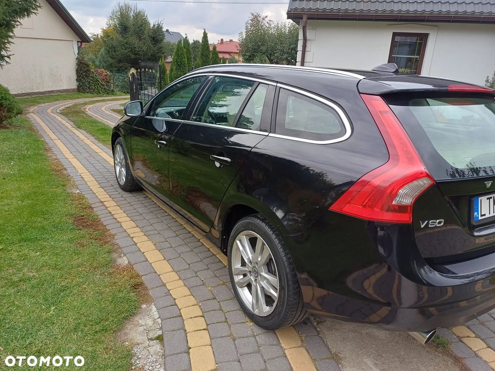 Volvo V60 - 11