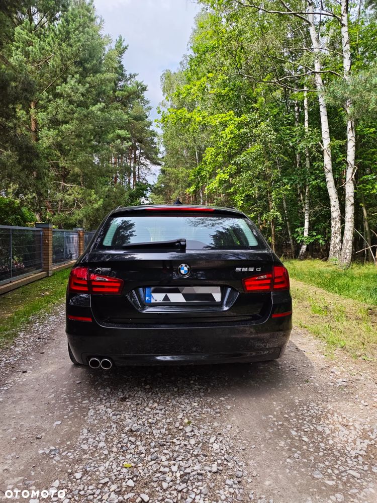 BMW Seria 5 525d xDrive Luxury Line - 24